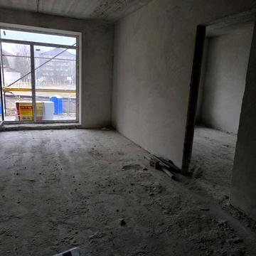 Івана Левинського вул., 35