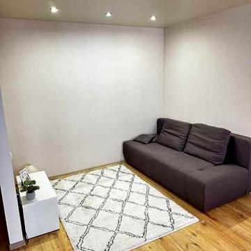 Сдам 2к квартиру на ул.Сичевых Стрельцов, 19