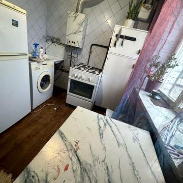 Здаю 2 кімнатну  у центрі