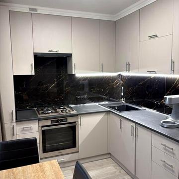 Продаж 3-х кім квартири 3-й поверх Яхт Клуб