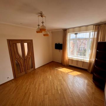 Яноша Недецеї вул., 10