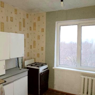 Академіка Корольова вул., 3