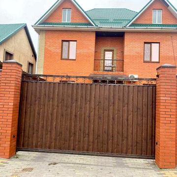 Продам гарний будинок на Клочко