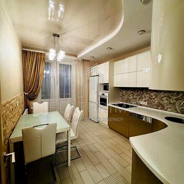 Феодосійська вул., 1-А