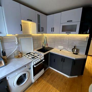 Здам 2-кімнатну власну квартиру в Запоріжжі, вул. Аваліані, 11