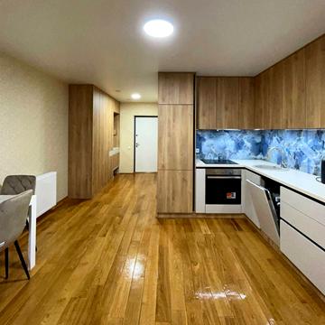 Олега Мудрака вул. (Генерала Наумова), 1-Б