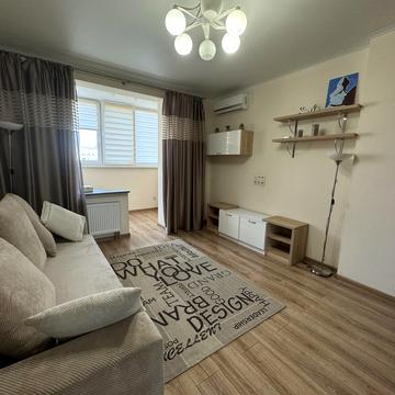 Полтавська вул., 27