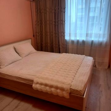 Миколаївська дорога вул., 301а