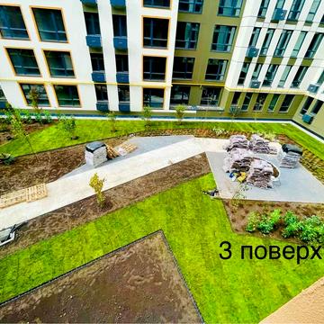 Героїв Майдану вул., (Будинок 9)