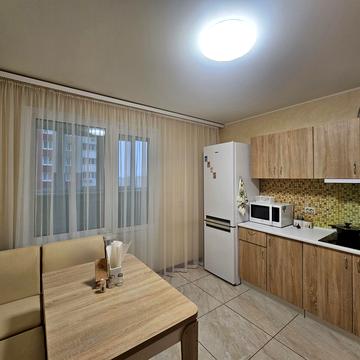 Сергія Данченка вул., 1