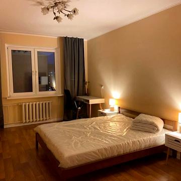 Урлівська вул., 38