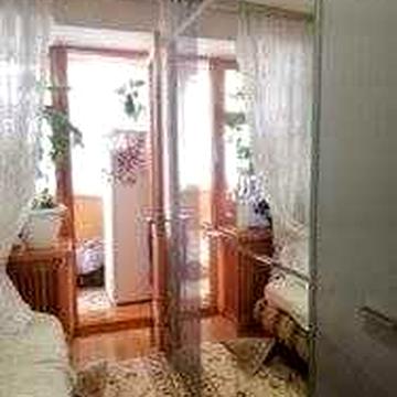 4-комнатная квартира на Бочарова - район ТЦ "Атриум"