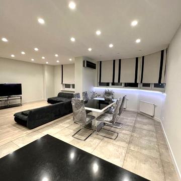 Полтавська вул., 12