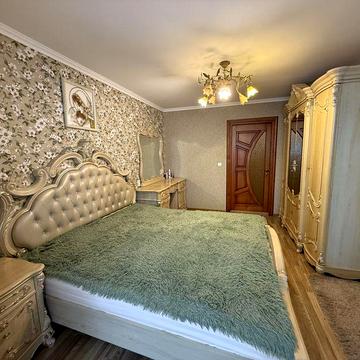 Продається 3-х кімнатна квартира вул. Лучаковського, Дружба