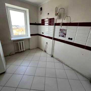 (3) Продам 2-кімнатну квартиру на Замості 1736