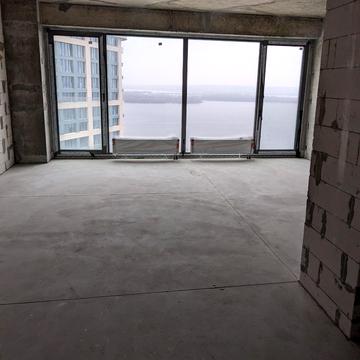 Набережна Перемоги вул., 7