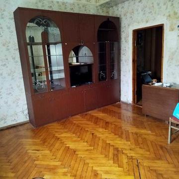 Здається в оренду 2 к. квартира в Космічномй мкр