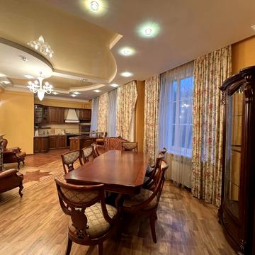 Івана Франка вул., 23а