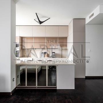 Володимира Івасюка просп. (Героїв Сталінграду), 8-А