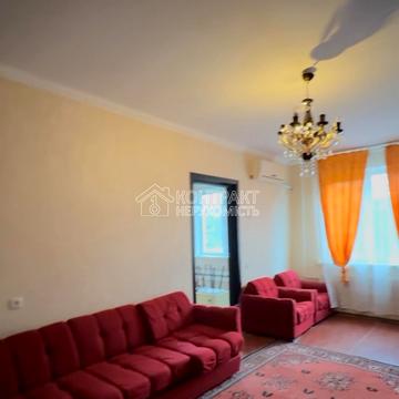 Бучми вул. (Командарма Уборевича), 8б