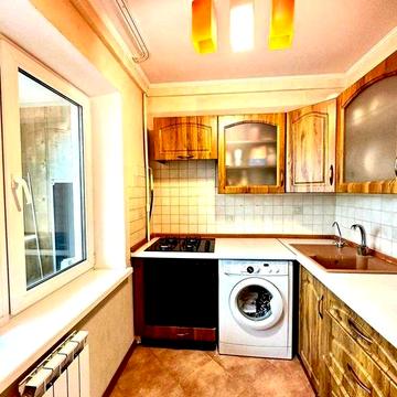 Світла видова 2к на Окіпної 9  5 хв до метро, ремонт, 7/10 Без %