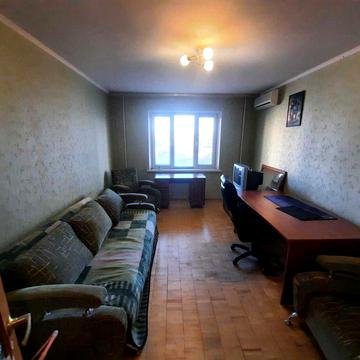 Продам 2 кім. квартиру, Хорольська 5, Стара Дарниця