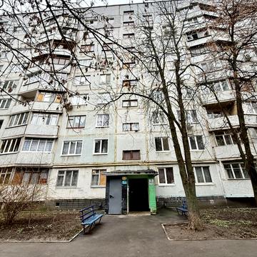 Нескорених вул., 15б