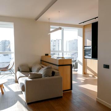 Михайла Яцкова вул. (), 13