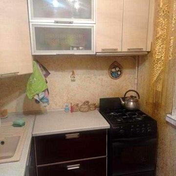 Продается 2 ком кв 6/9, метро Студенческая.