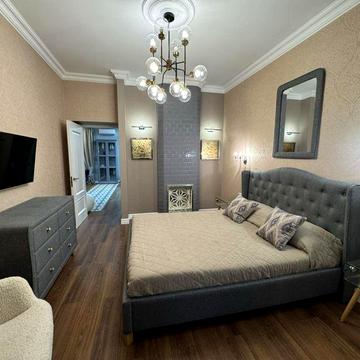 2 комнатная пр Шевченко 4/5 этажей 2 балкона