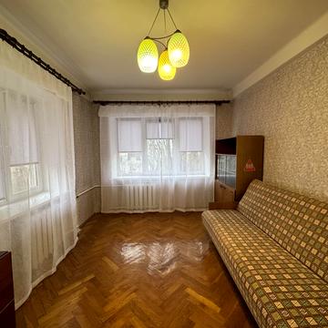 Остапа Вишні вул., 7