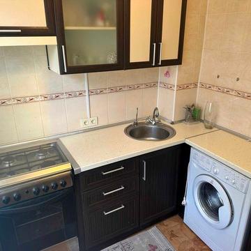 Продам квартиру салтовка Трк Украина г.Харьков