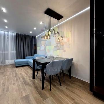 Всеволода Змієнка вул., 34/21