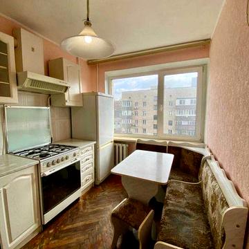 м Вокзальна, Університет, 1к, є газ, укриття в дворі, Скоропадського22