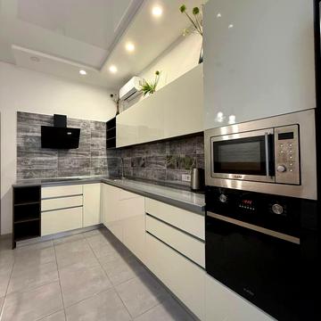 Італійський бульв., 1а