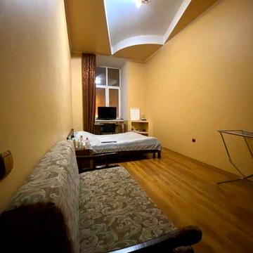 Оренда 1-кімнатної квартири в по вул. Валова
ЦЕНТР МІСТА.