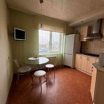 Аренда !С ремонтом!12 квартал!