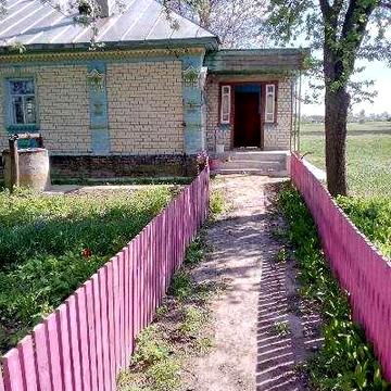 Продається цегляний будинок в смт. Олишівка, Чернігівська обл.
