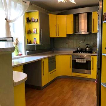 Продаж 3к Квартира Мазепи вулиця