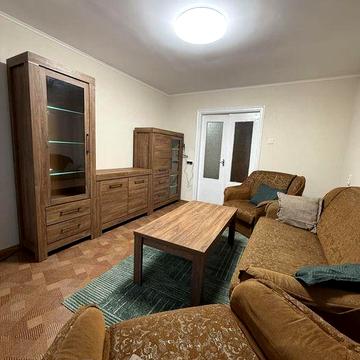 Здається двокімнатна квартира в ДОСах.