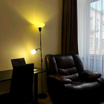 Гетьмана Петра Дорошенка вул. (), 21