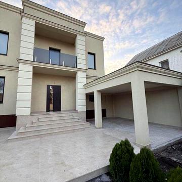 Совиньон 1 . Панорама моря . Ремонт на 80% . 4 спальни . Гараж. Подвал