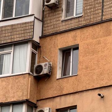 Продам 2х кімнатну квартиру Миколаївське шосе 4 Карачуни