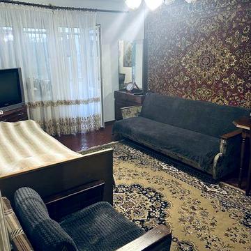 Здам 2-х кімнатну квартиру в центрі (район ринку)