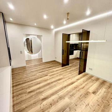 Перша сдача 3 к. з евроремонтом по вул. Мостицька, 26