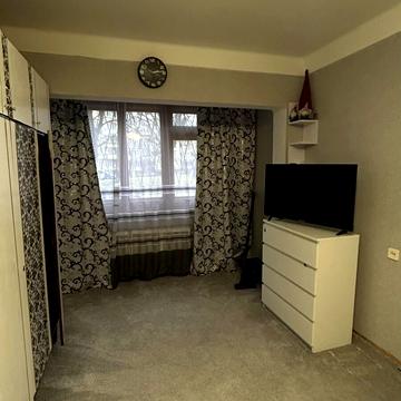 Василя Касіяна вул., 10