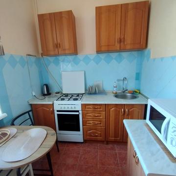 Базарна вул., 66