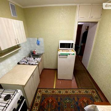 Довгострокова оренда 1к Квартира Озерна вулиця