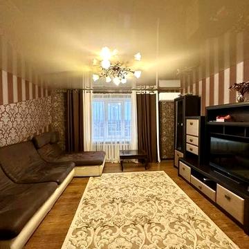 Квартира 2-кімн. на Київському Майдані