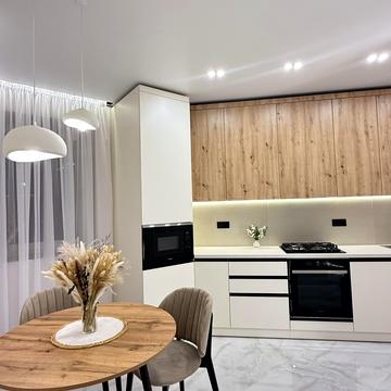 Приозерна вул., 28